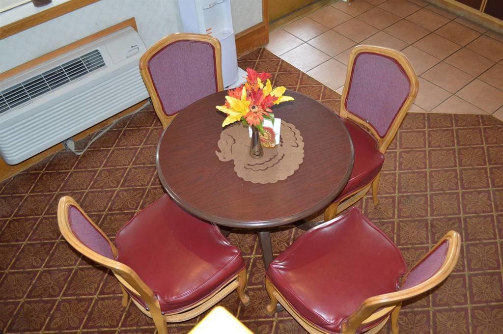 Winnemucca Holiday Motel Екстериор снимка