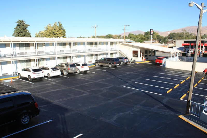 Winnemucca Holiday Motel Екстериор снимка